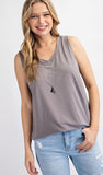 SLEEVELESS V-NECK